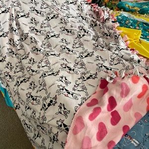 JankyBlanky: handmade with of imperfections as well as comfort and peace